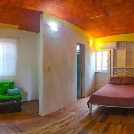 Green Monkey Hostel Бакалар Екстер'єр фото